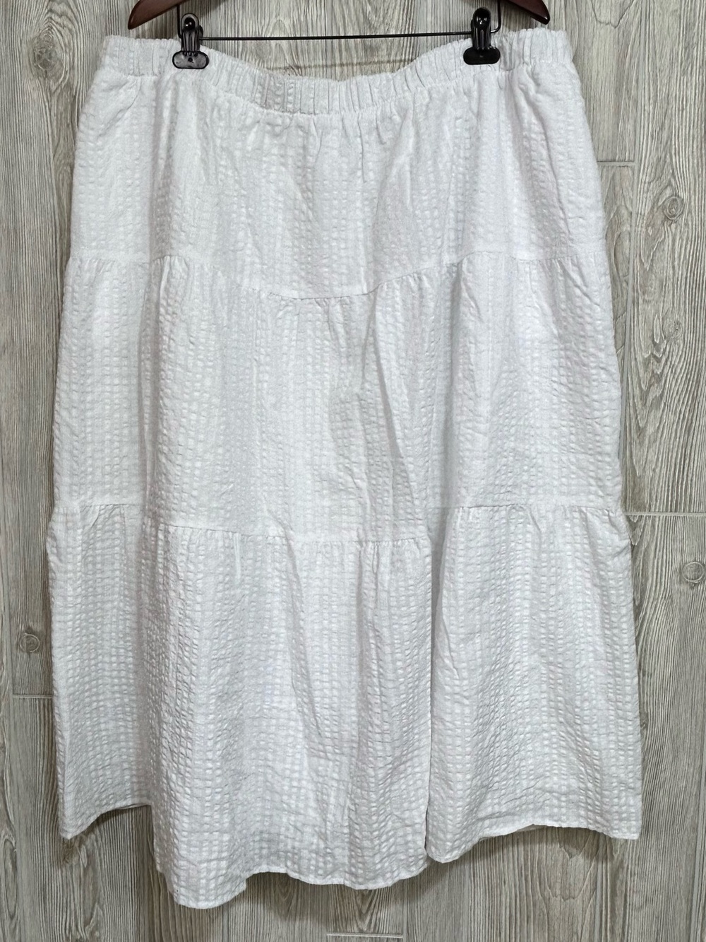 Old Navy Tiered White Texture Midi Skirt Size 3X NEW
